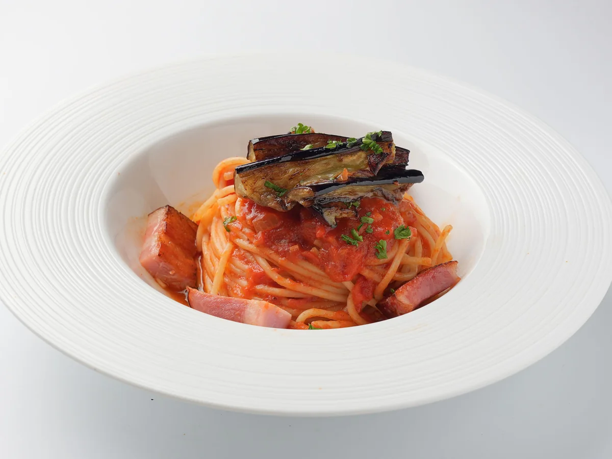 ベーコン茄子のトマトパスタ